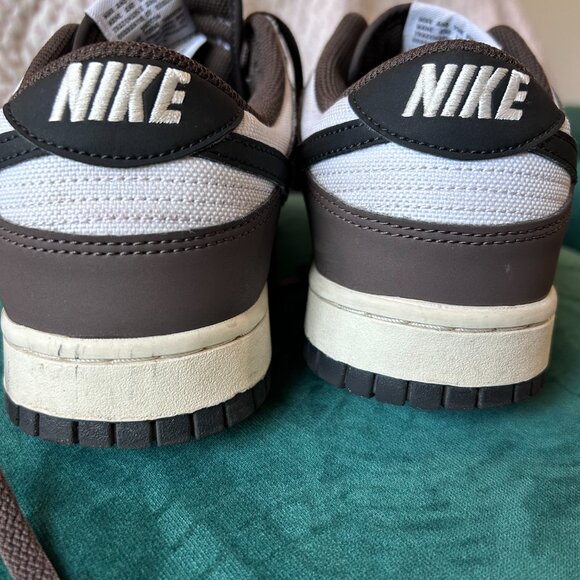 Nike Dunks - Mens 10 - Brown and white - Picture 4 of 8